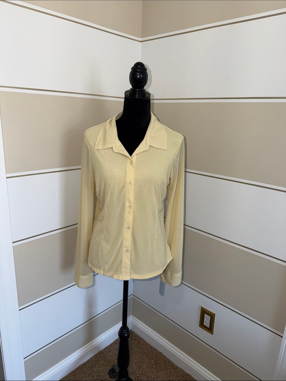 Sanctuary Pale Yellow Button-Down Shirt